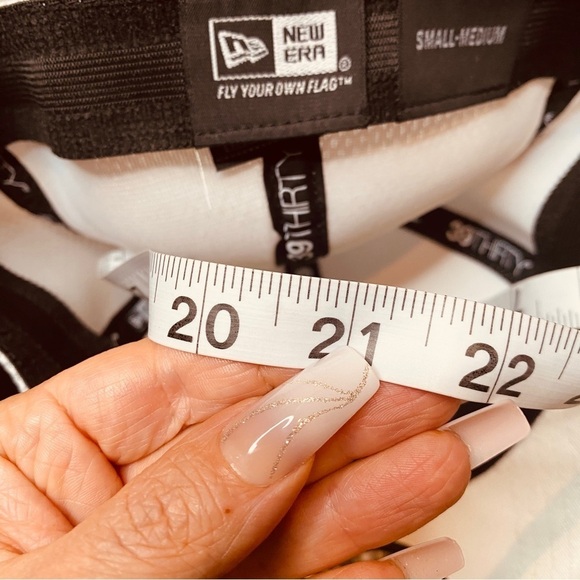 NEW New Era 39THIRTY Wild Child Customs Fitted Flexfit Cap Baseball Hat - Picture 11 of 11